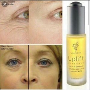 🤩🤩NIB YOUNIQUE UPLIFT EYE SERUM🤩🤩